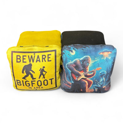 Ultimate Bigfoot & Alien Cornhole Bags - Set of 8 - Korvel