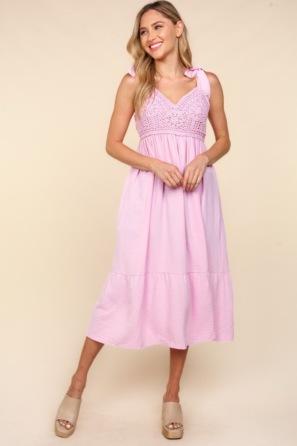 Vestido Midi Cami con Volantes de Encaje de Crochet