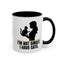 Je ne suis pas célibataire : J'ai des chats. Tasse en silhouette de femme amoureuse des chats