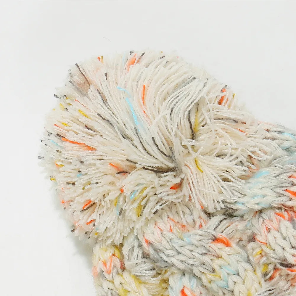 Contrast Cable-Knit Hat with Pompom - Korvel