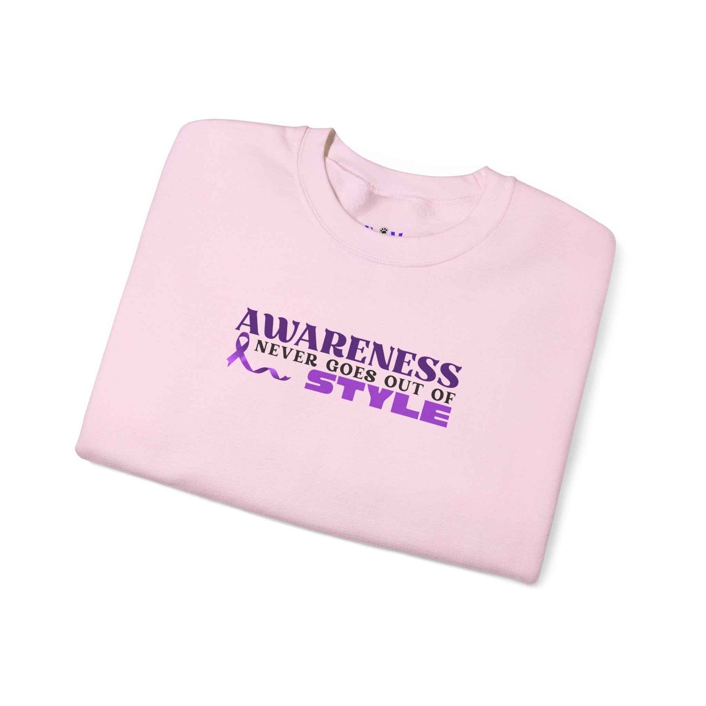 Sudadera Bordada de Conciencia Nunca Pasa de Moda
