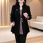 Manteau noir élégant ajusté pour un style quotidien
