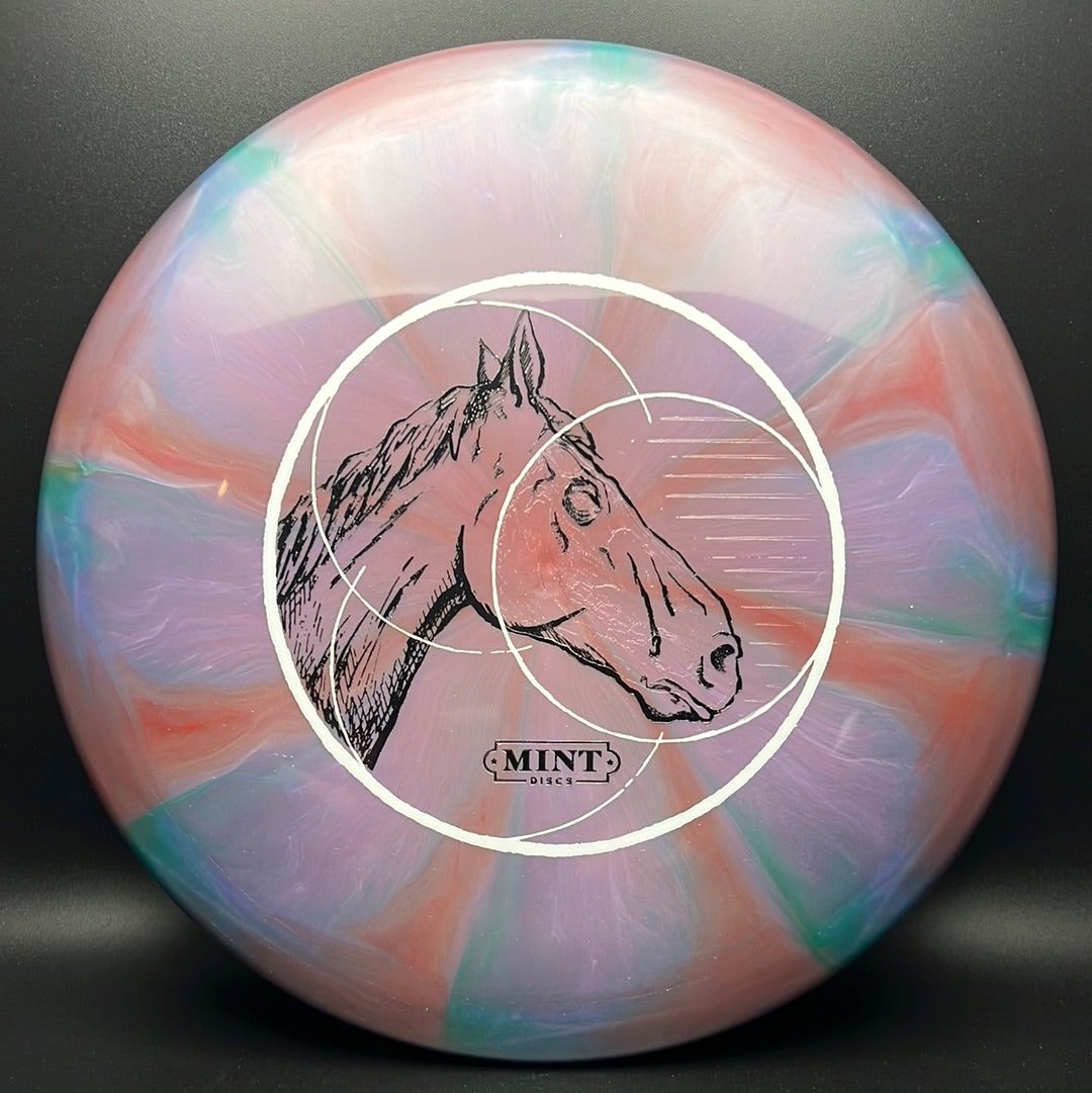 Sublime Swirl Mustang - Foil UV Reactivo de ZAM