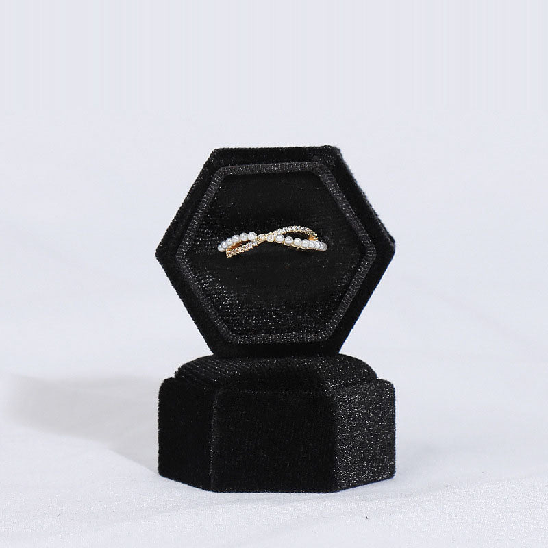 Boîte à bijoux en velours hexagonale élégante