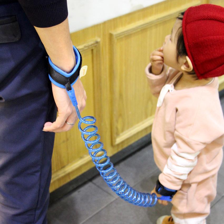 Kids Safety Harness Child Leash Anti Lost Wrist Link Traction Rope Anti Lost Bracelet - Korvel