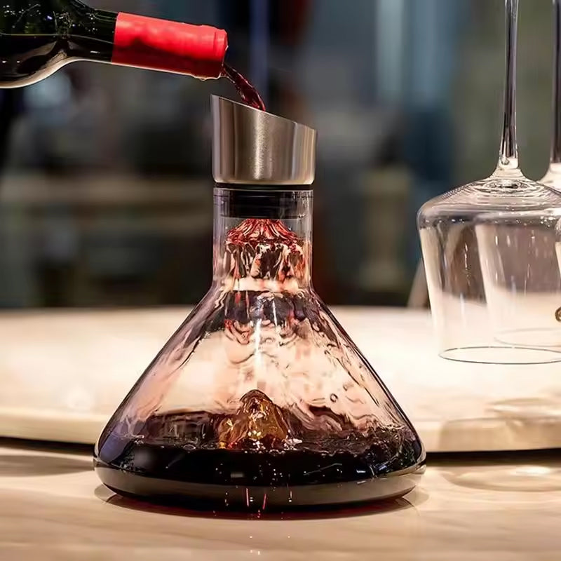 1500ML Hand - blown Crystal Wine Decanter with Built - in Aerator Pourer, ideal for red wine. - Korvel