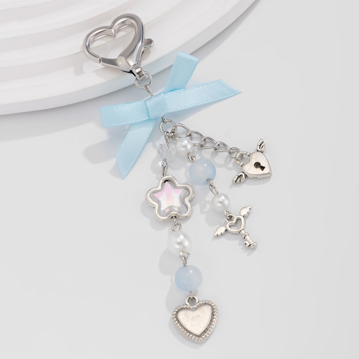 Little Fresh Love Bow Ribbon Keychain Sweet Wind Imitation Pearl Alloy Pendant - Korvel