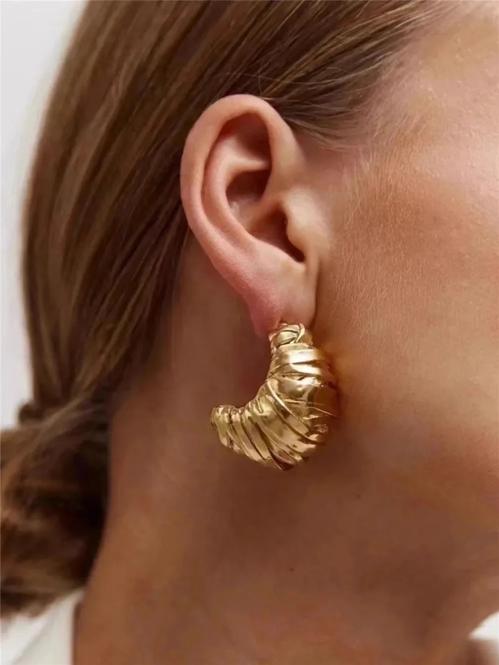 Retro Metal Stud Earrings Geometric Irregular for Women Brass Jewelry Light Luxury Europe And America - Korvel