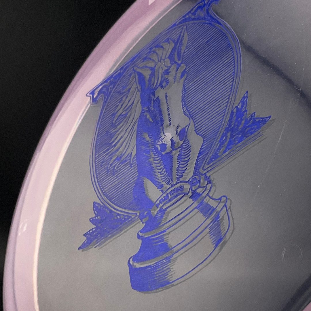 Eternal Mustang - Édition Limitée Portrait de Chevalier 2022
