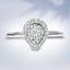 Anillo de Promesa en Forma de Pera con Diamantes en Racimo de Oro Blanco de 10K - Talla 7