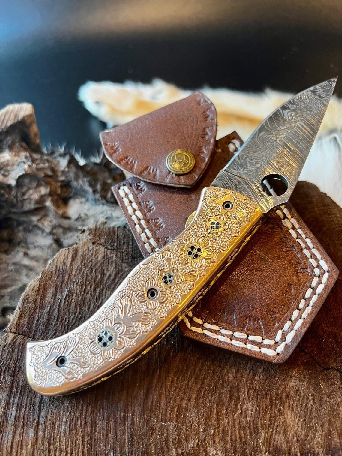 Artisan Crafted Damascus Steel Pocket Knife with Engraved Brass Handle - Korvel