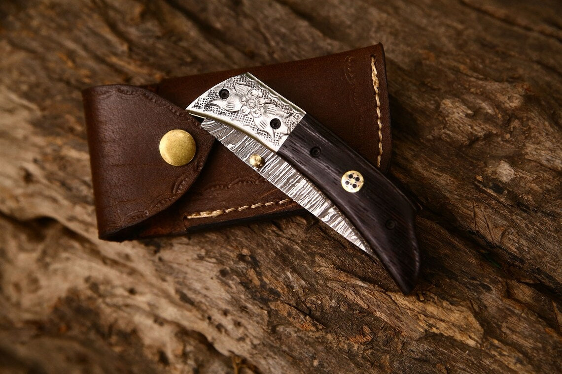 Personalized Damascus Steel EDC Folding Knife | 3-Inch Blade, Wenge Wood Handle, Leather Case | Unique Gift for Any Occasion - Korvel