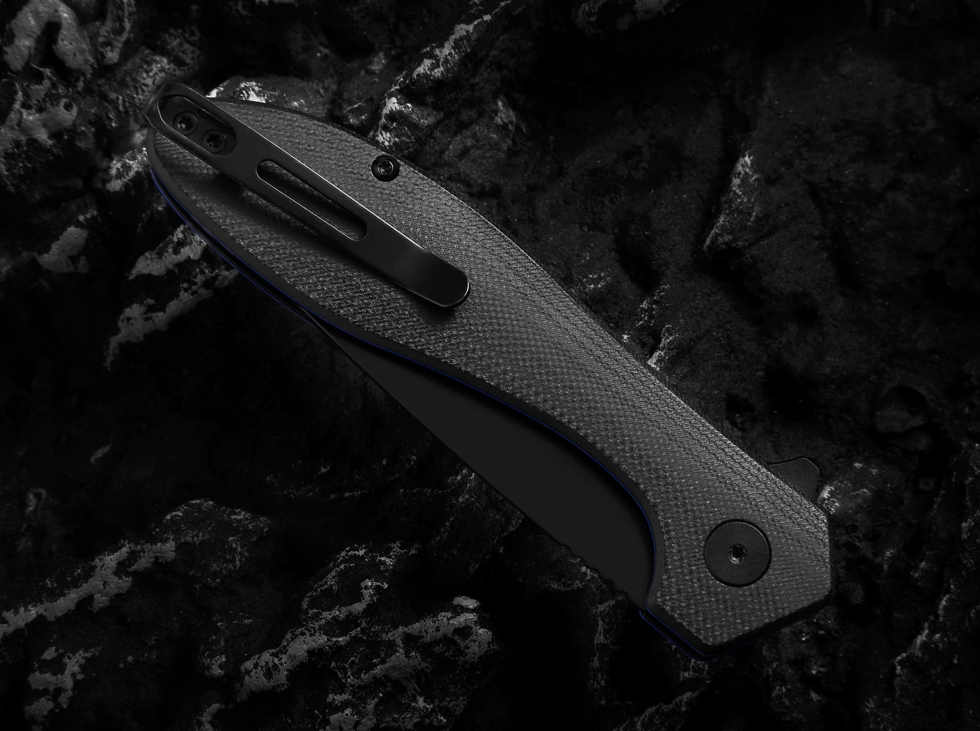 Ultimate Vector Folding Pocket Knife Gift Set for Outdoor Enthusiasts (Black) - Korvel