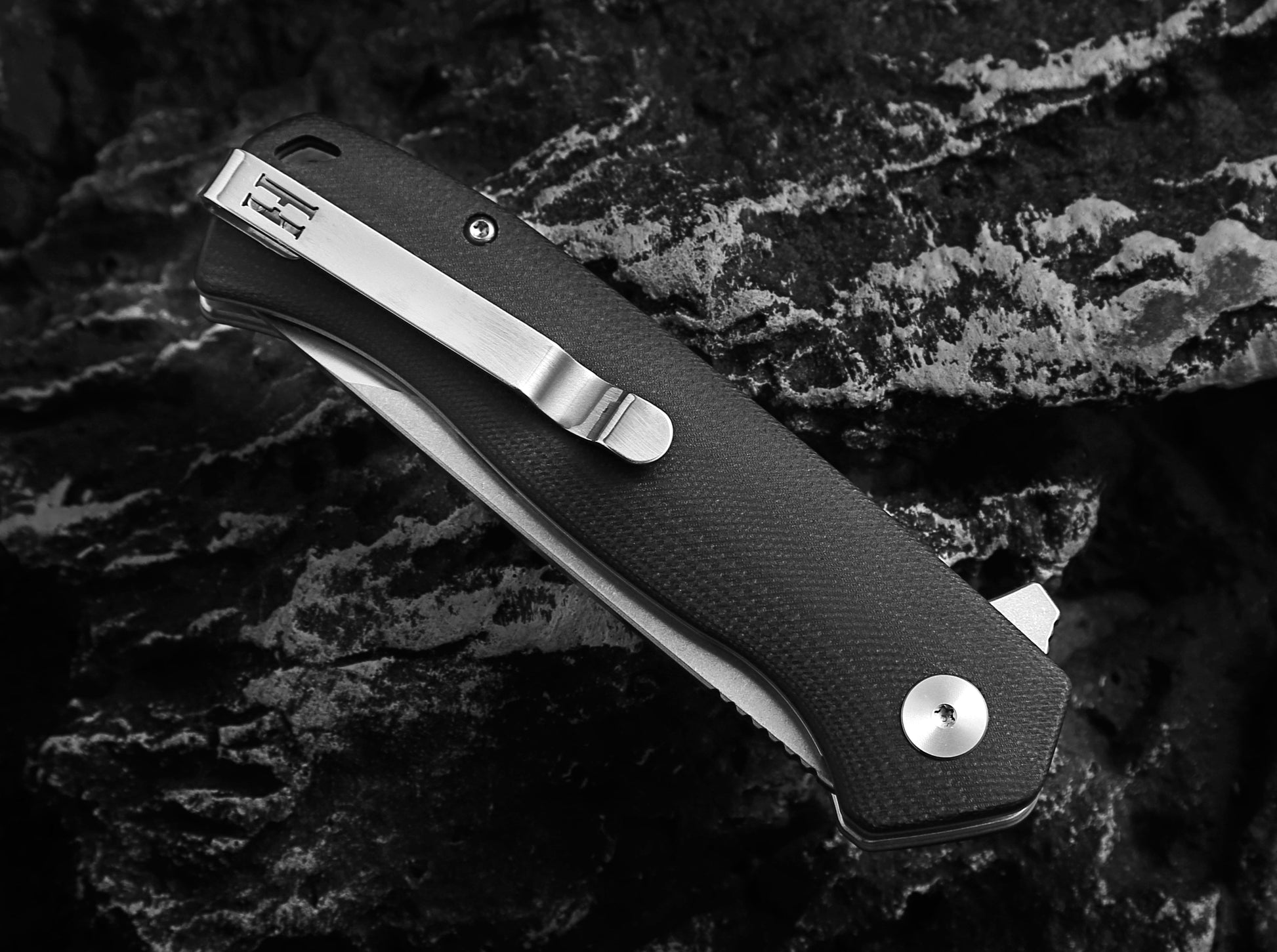 Ultimate Pathfinder Folding Pocket Knife Gift Set for Adventurers (Black & Silver) - Korvel