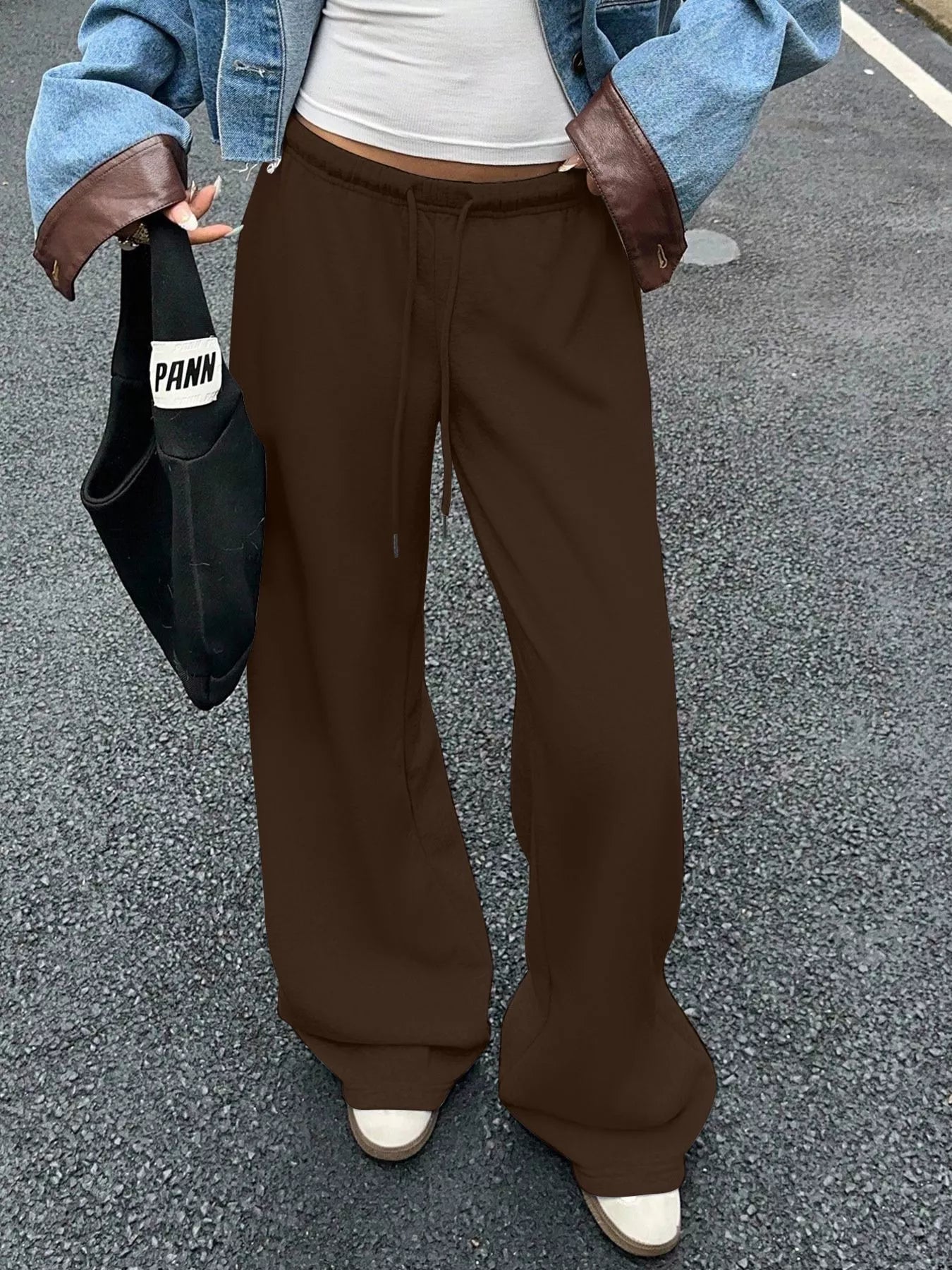 Pantalons de survêtement à taille large avec cordon de serrage