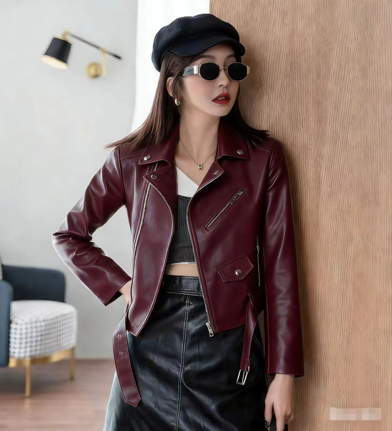 Women's Slim-Fit Leather Jacket - Fashionable Outerwear