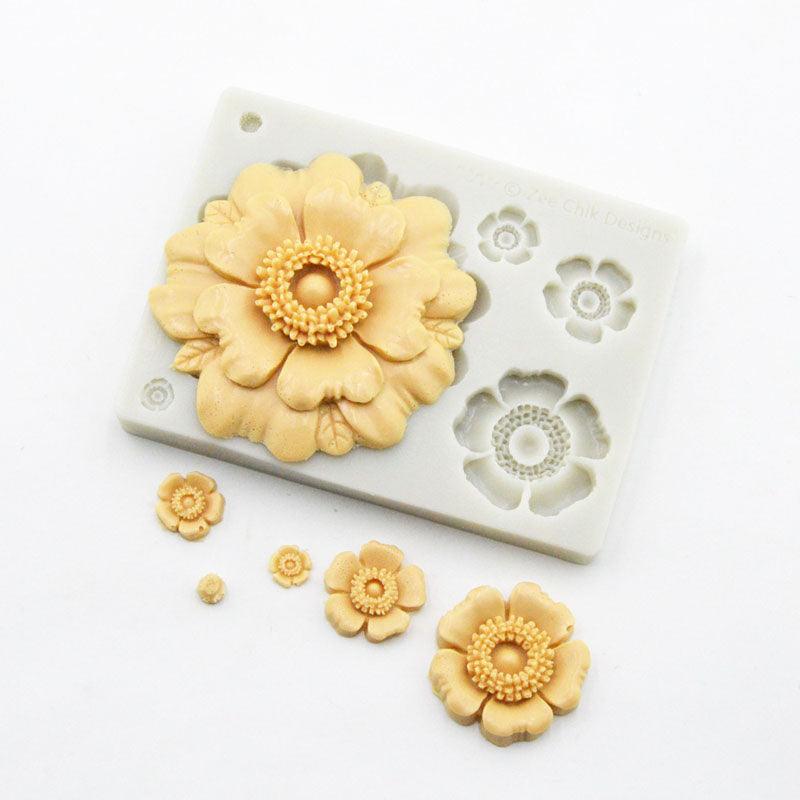 3D Flower Shape Silicone Mold for Baking and Crafting