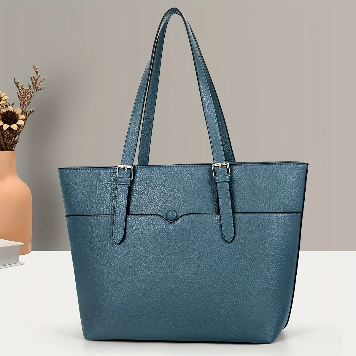 Elevated European-Inspired Shoulder Bag for Everyday Elegance