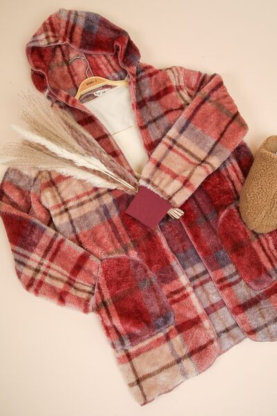 Trendy Hooded Plaid Jacket - Cozy & Colorful Outerwear for Chilly Days - Korvel