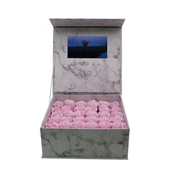 Caja de Regalo con Rosa y Pantalla LCD