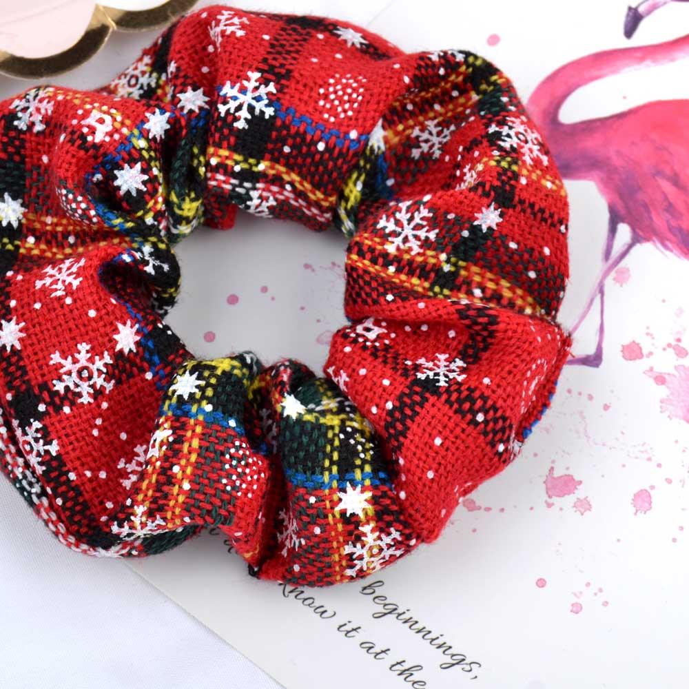 Scrunchie Navideño de Moda Hecho a Mano - Accesorio para el Cabello de 4.38 Pulgadas