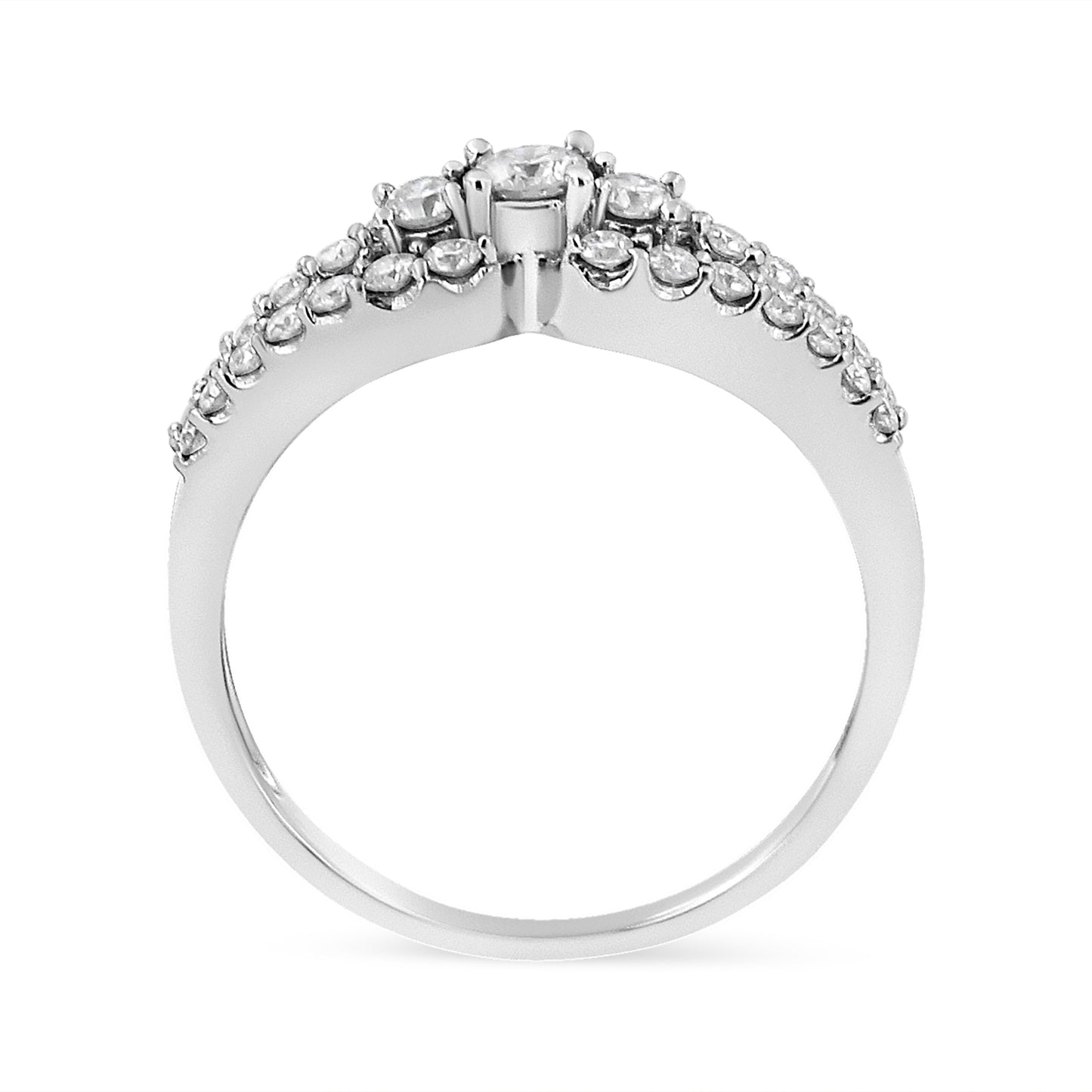 10K White Gold Round Cut Diamond Three Stone Ring - Size 6