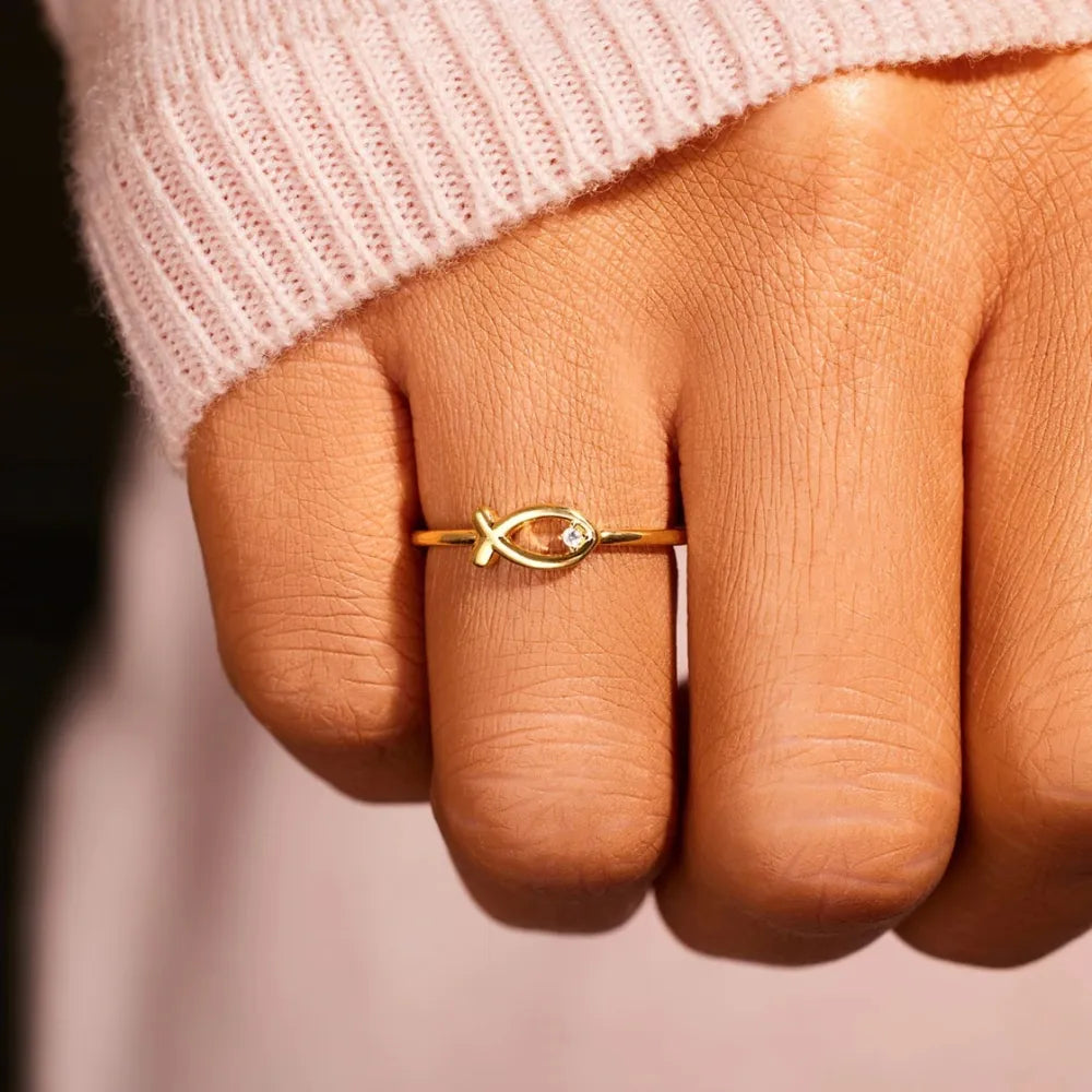 925 Sterling Silver Inlaid Zircon Fish Ring - Korvel