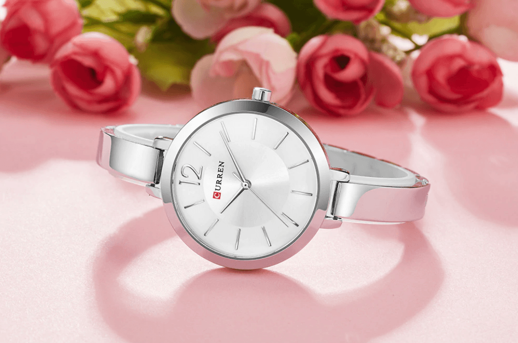 Montre analogique en quartz étanche élégante pour femmes