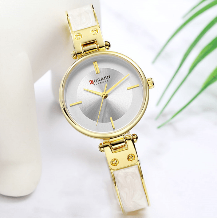 Montre en acier inoxydable élégante pour femmes avec bracelet en céramique