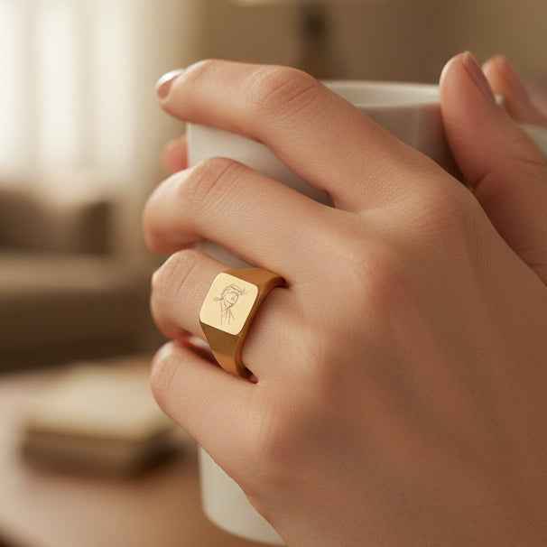 Sleek Square Signet Ring in 18K Gold PVD