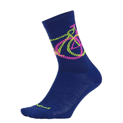 DeFeet Aireator 6" Crew Blinds Socks - Navy (Size 7-9)