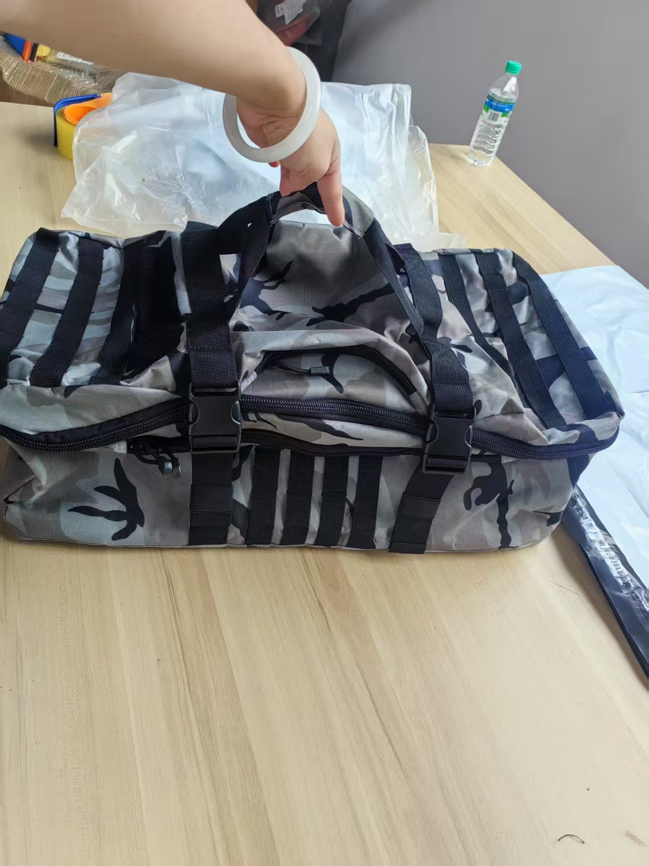 Durable Multifunctional Tactical Mountaineering Backpack