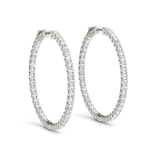 Boucles d'oreilles créoles en diamant en or blanc 14k avec sertissage à griffes partagées