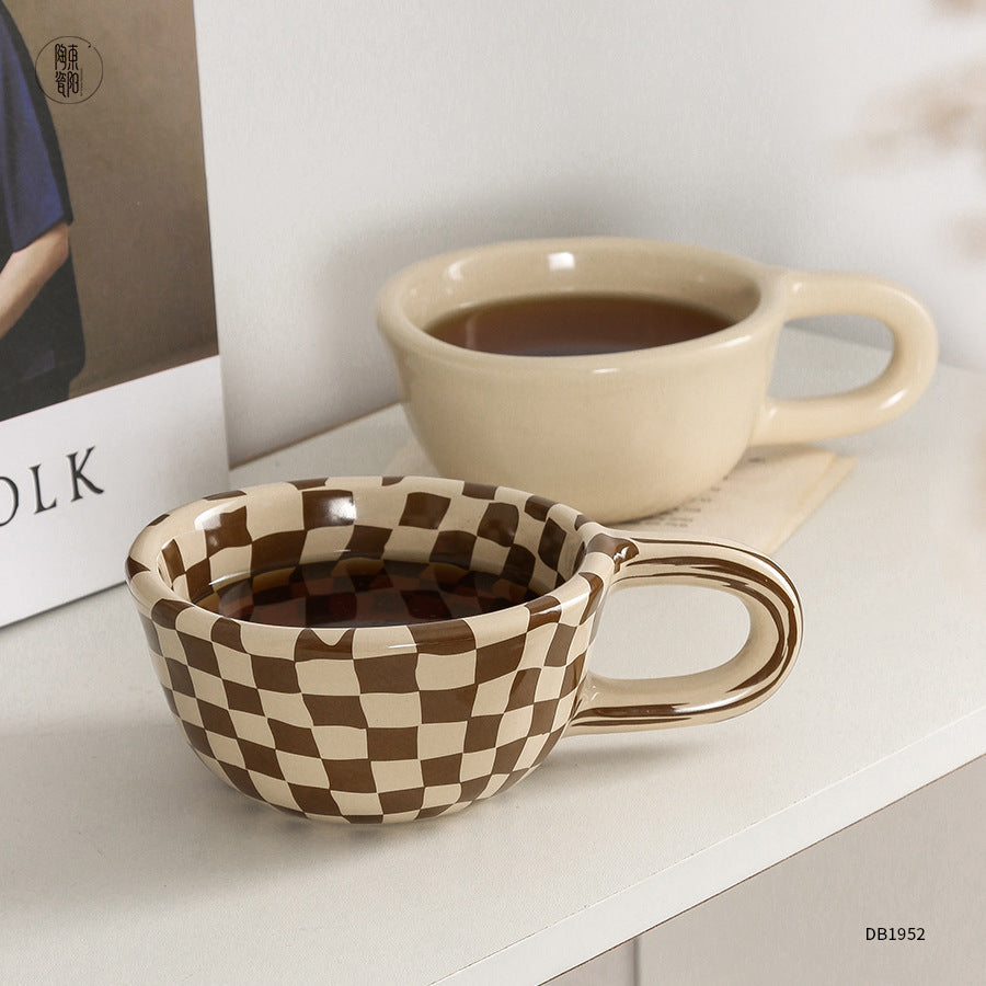 A 300ml ceramic retro couple checkerboard grid small capacity milk white wind mug coffee cups - Korvel