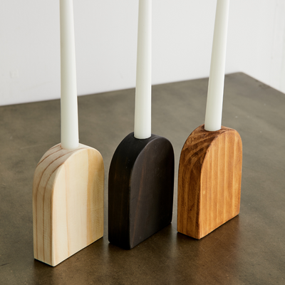 Soporte de Vela Taper de Madera Arco