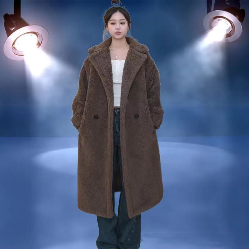 Manteau long en fausse fourrure style chenille pour femmes