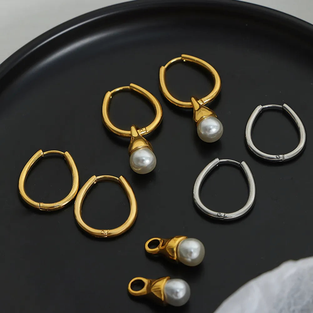 Boucles d'oreilles Huggie en acier titane premium