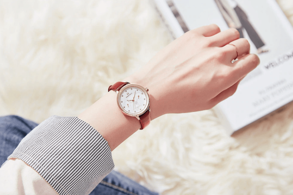 Montre de Luxe Élégante pour Femme avec Double Zircon et Chronomètre