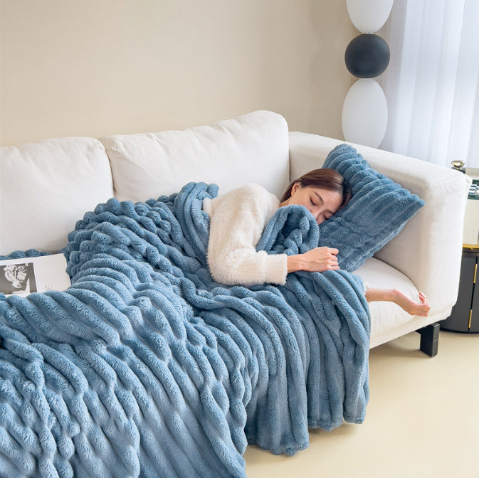 Luxurious Double-Sided Bubble Velvet Blanket