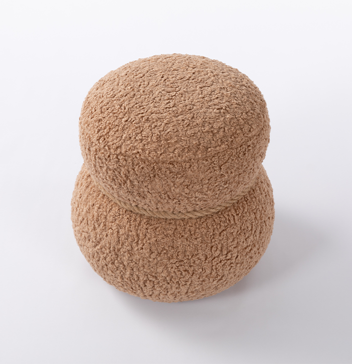 WKJ1Y Light camel snowman stool with plush Grig cushions, playful and cute, suitable for any space - Korvel