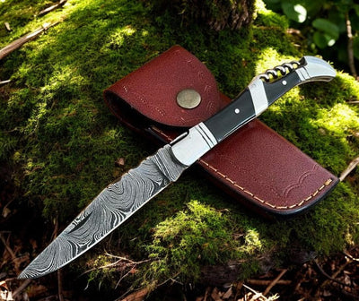 Artisan Damascus Steel Folding Knife with Buffalo Horn Handle - Korvel