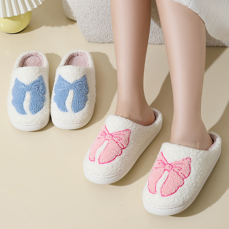 Chaussons en coton avec nœud en cartoon mignon