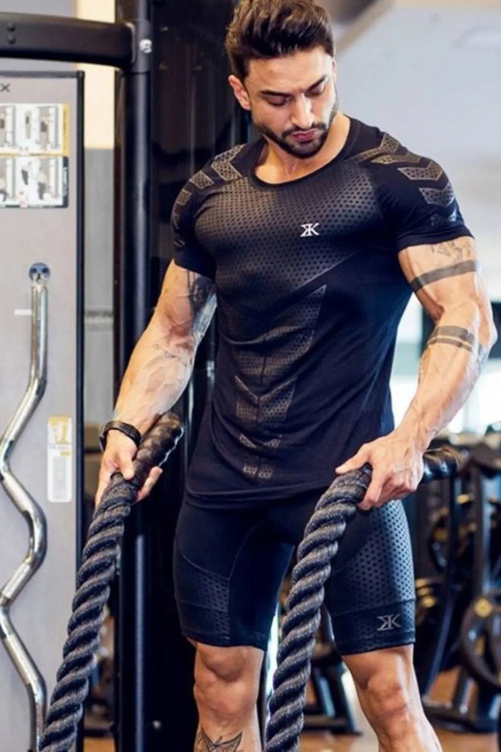 Camiseta de manga corta de cuello redondo para hombres en tallas grandes