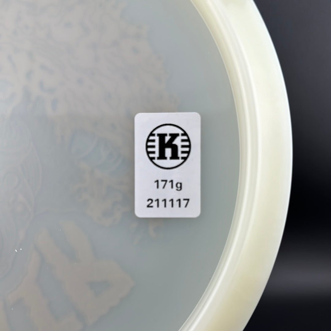 K1 Glow Kaxe - Edición Limitada 2021 con Sello de Hombre RADioactivo