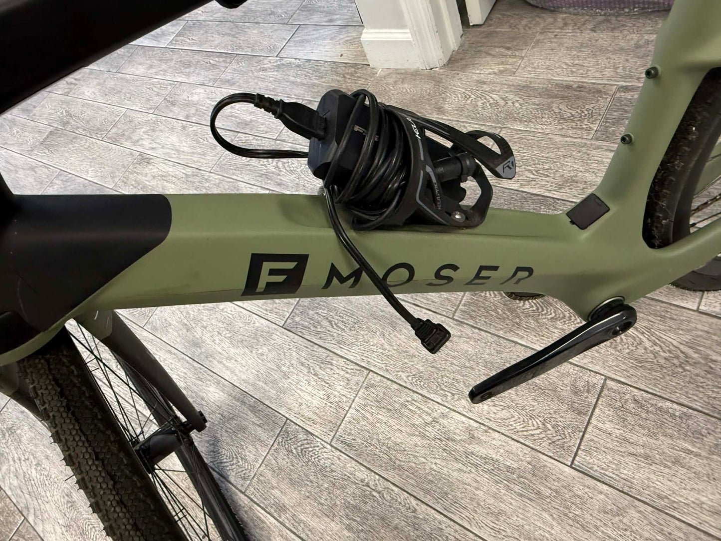 Bicicleta de Gravel Fantic F-MOSER - Verde Salvia (Caja Abierta)