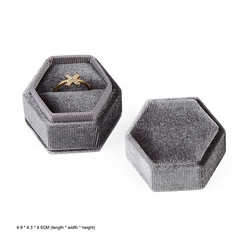 Boîte à bijoux en velours hexagonale élégante