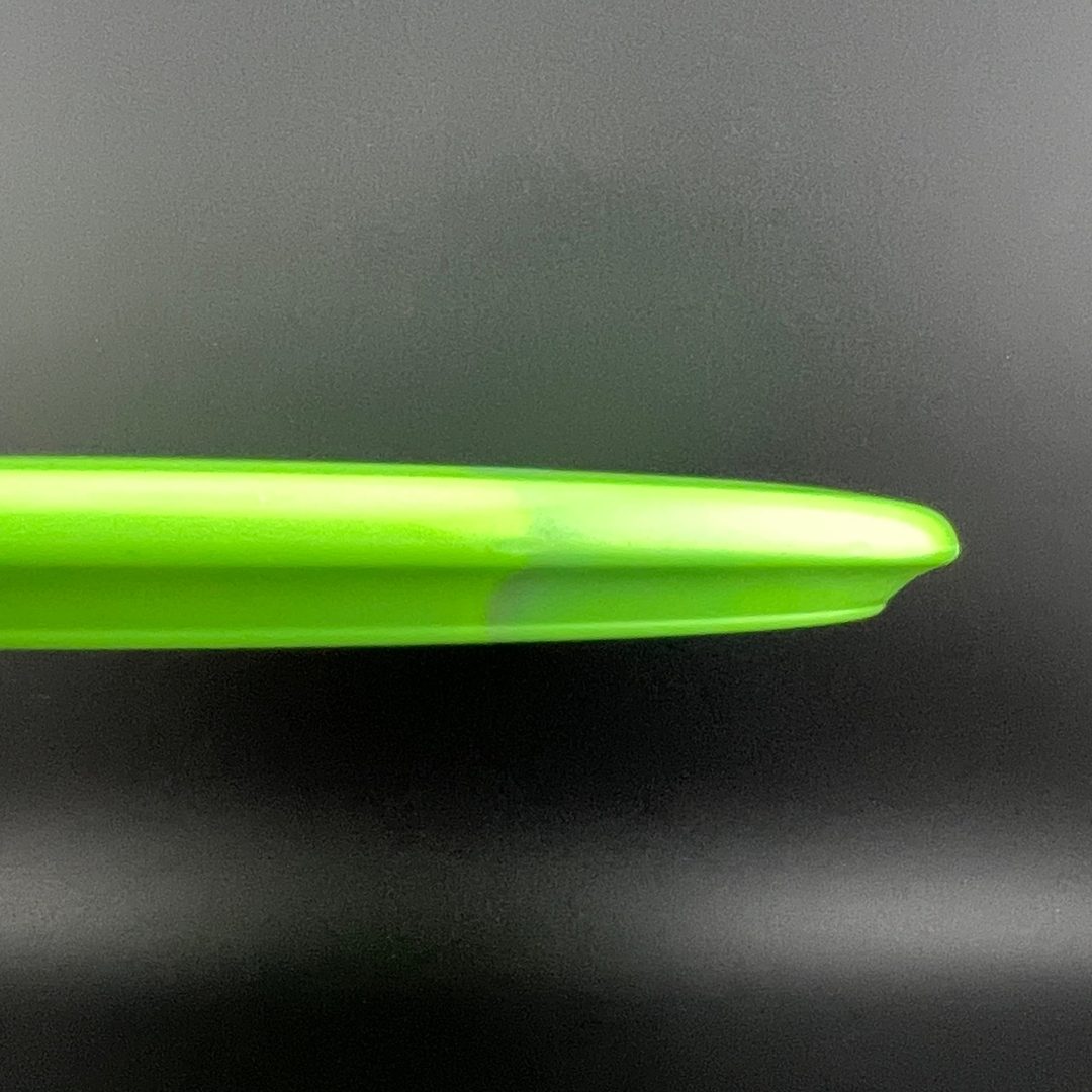 Nebula Aura Crux - Primera Edición - Serie de Firma de James Proctor
