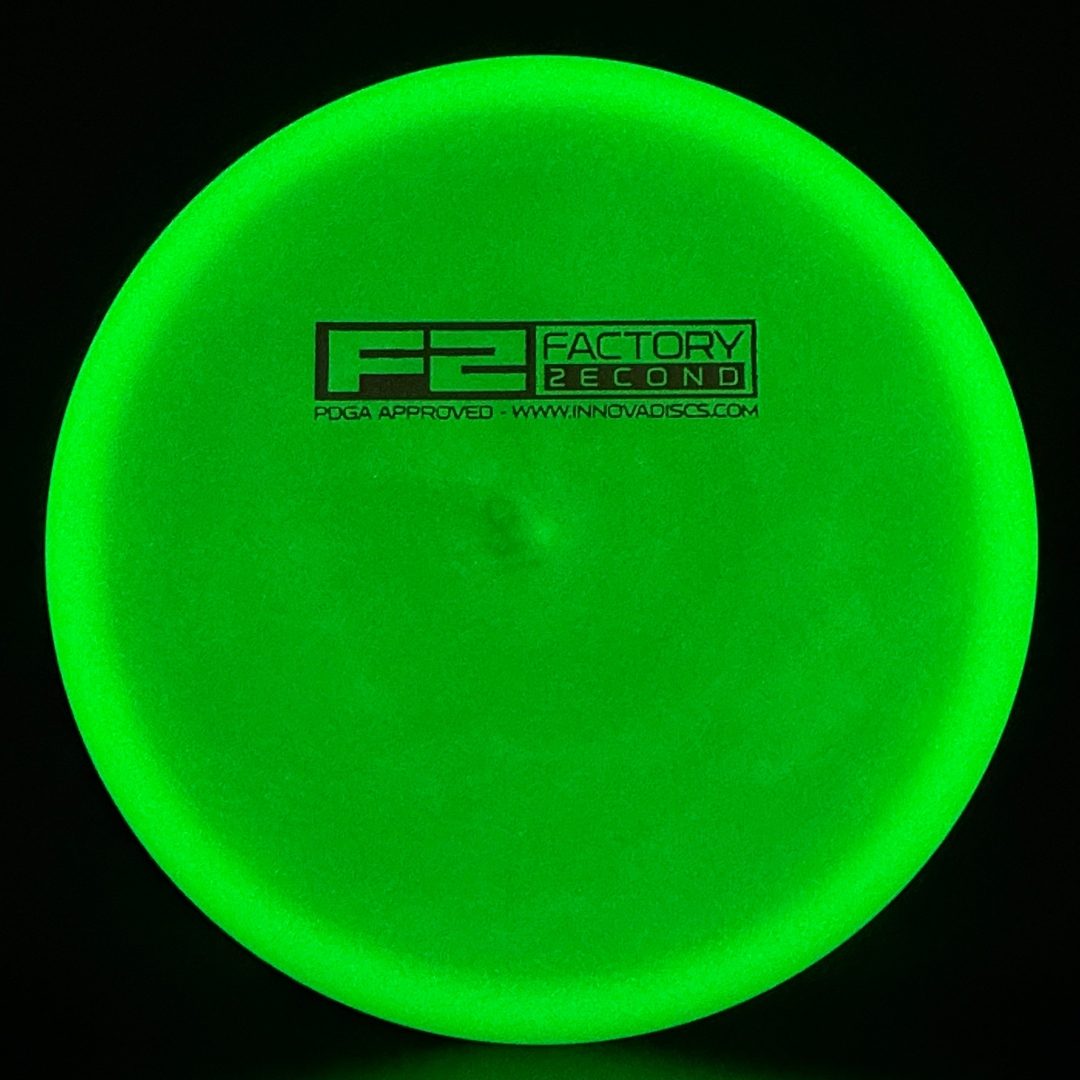 Classic Glow Champion Mako3 - F2 Disque de Disc Golf