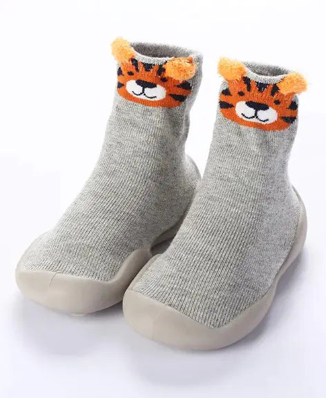 Chaussures pour bébés à semelle souple antidérapante pour les premiers pas