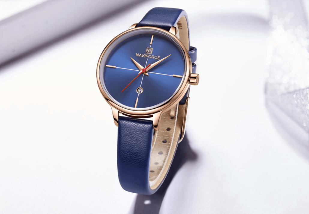 Montre de Luxe pour Femme avec Bracelet en Cuir et Boîtier en Acier